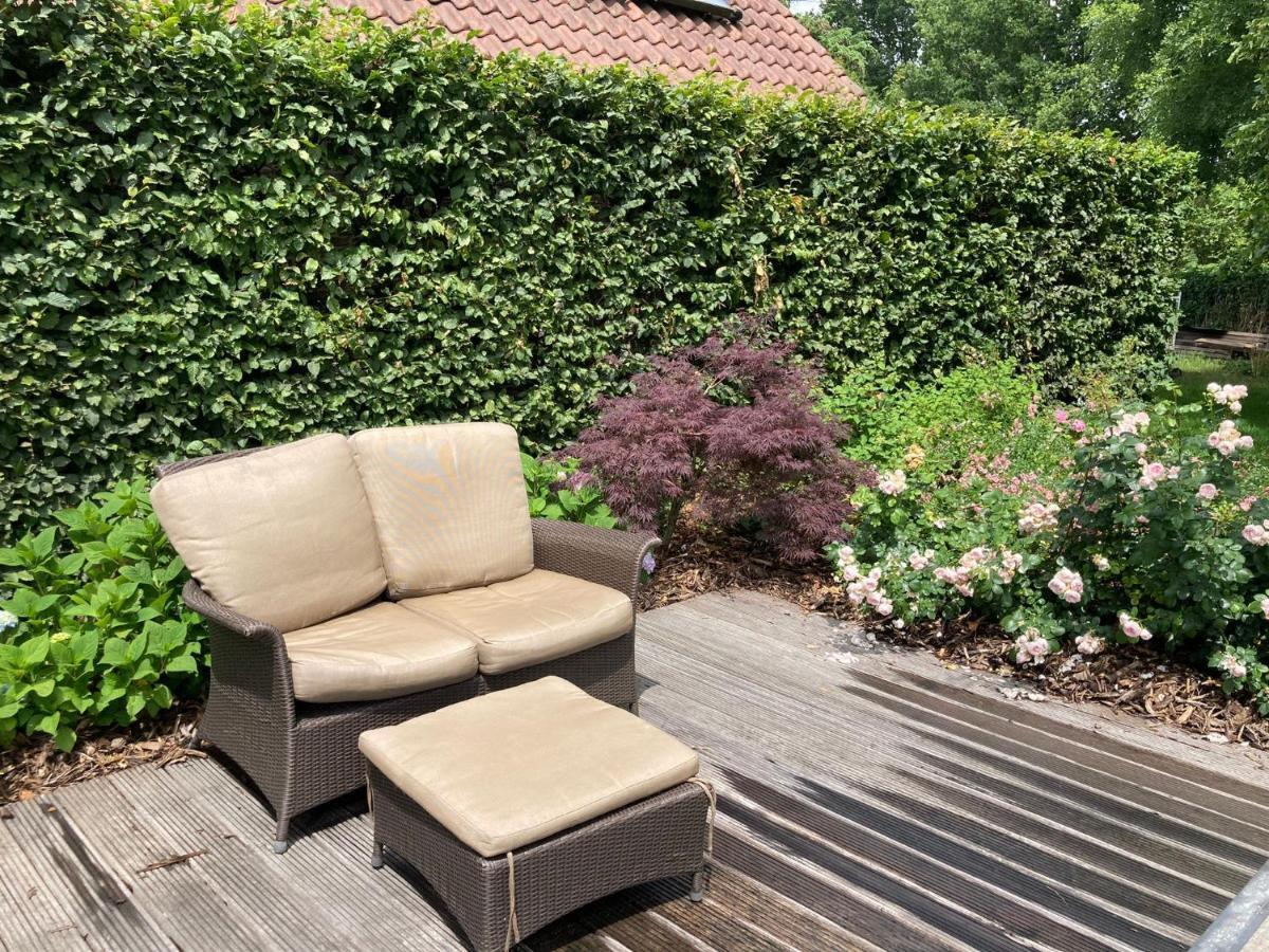 Rustig Appartement In Het Groen Met Terras Kontich Exterior foto